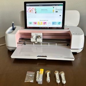 SOLD! Cricut maker with cutting mats and extra blades